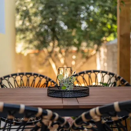 Jacqueline 2 Apartament *